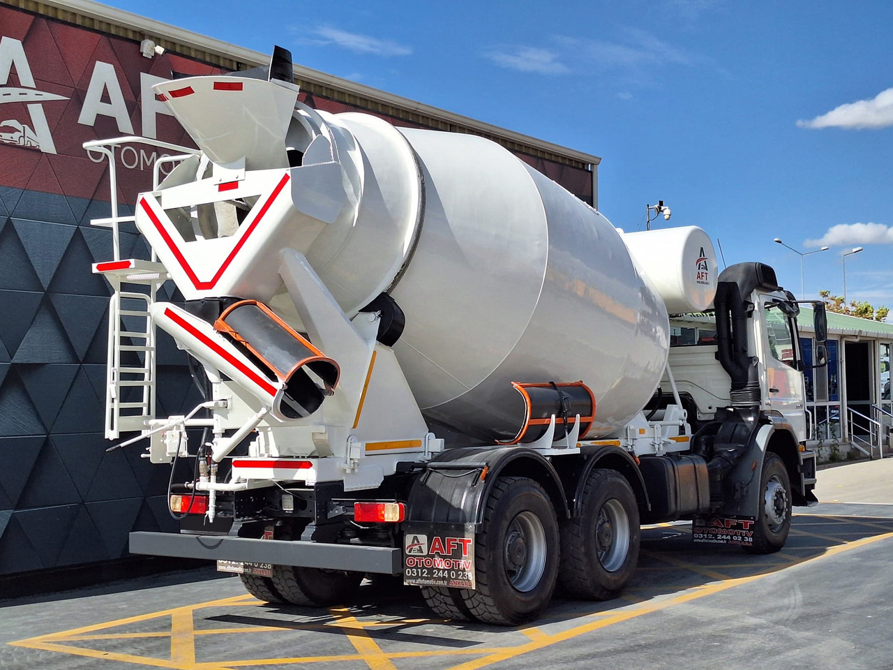 Concrete mixer truck MERCEDES-BENZ AXOR 3028: picture 8 Concrete mixer truck MERCEDES-BENZ AXOR 3028: picture 8