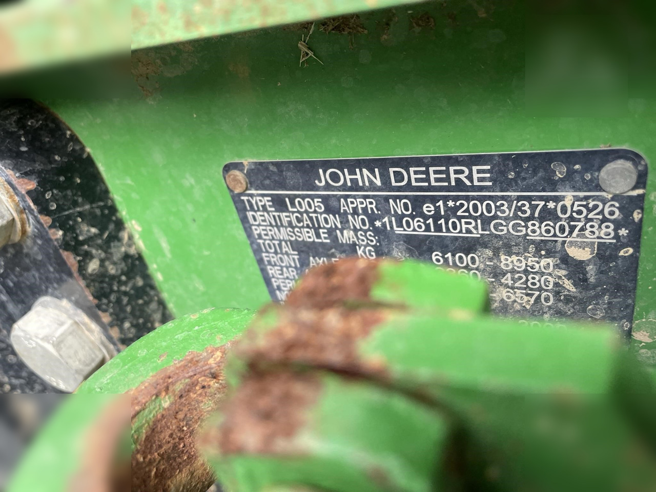2016 JOHN DEERE 6110R - Farm tractor: picture 2 2016 JOHN DEERE 6110R - Farm tractor: picture 2