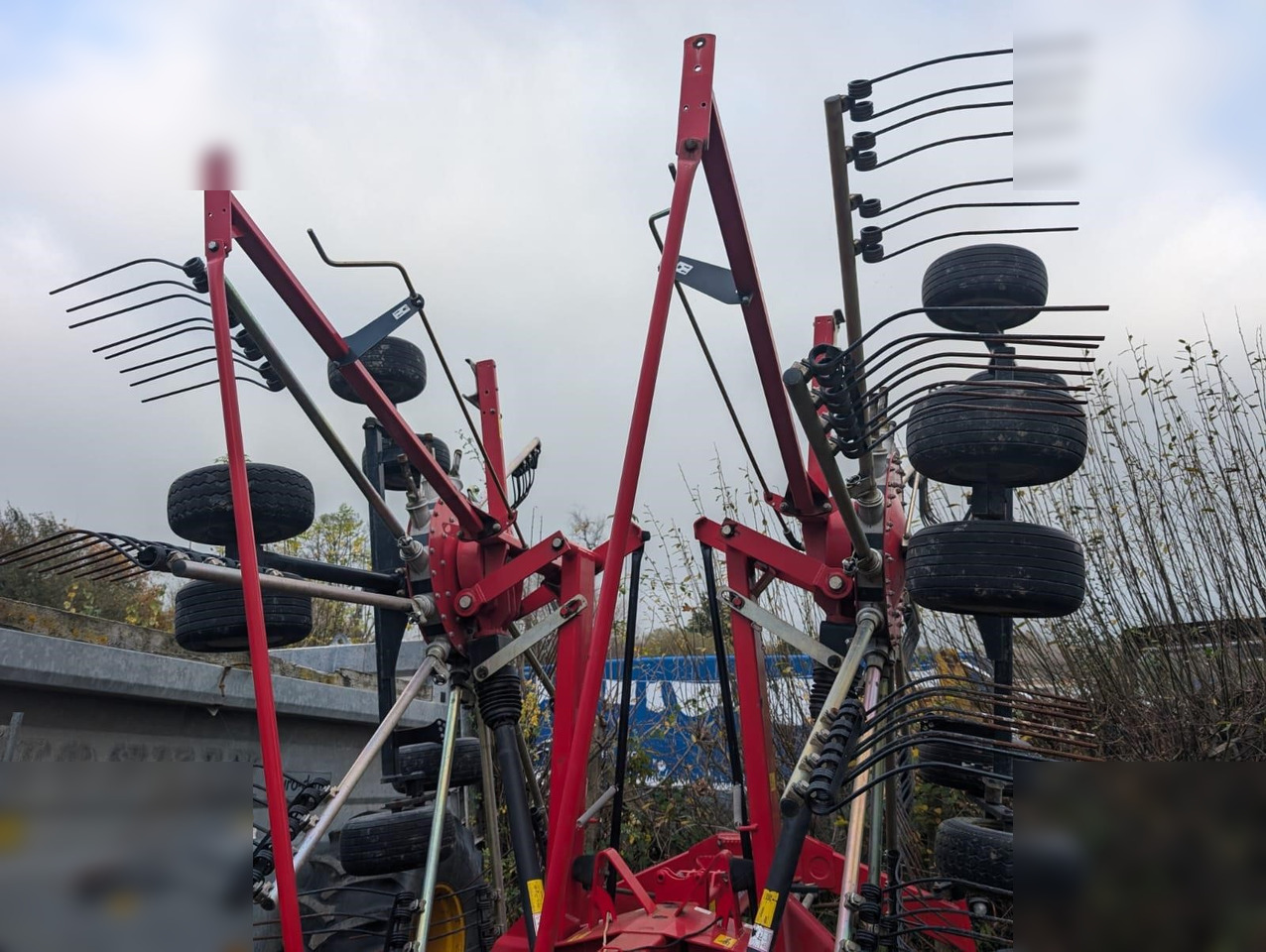 2016 MASSEY FERGUSON RK802TRC-PRO - Tedder/ Rake: picture 4 2016 MASSEY FERGUSON RK802TRC-PRO - Tedder/ Rake: picture 4