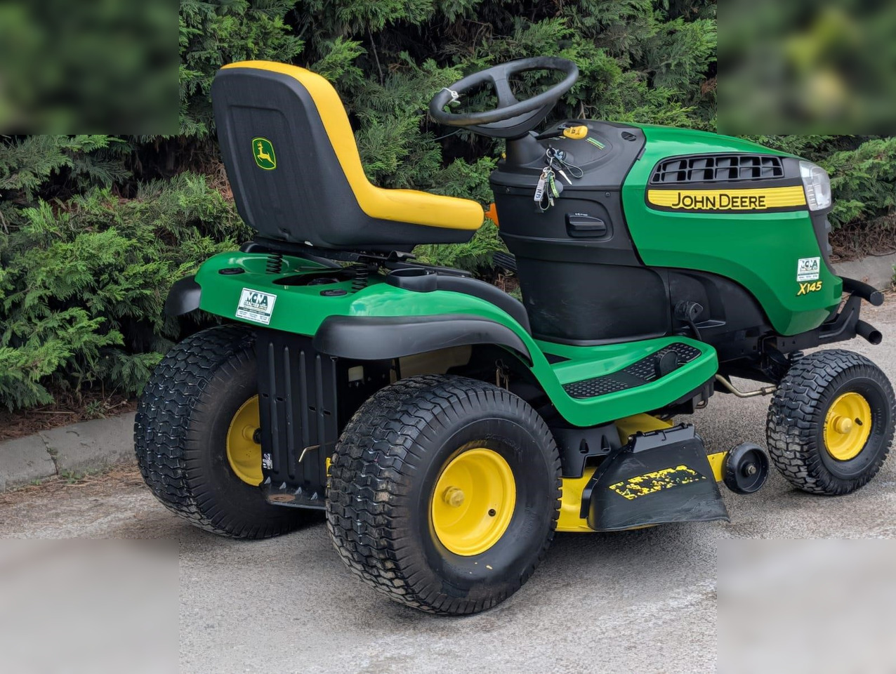 2011 JOHN DEERE X145 - Other machinery: picture 5 2011 JOHN DEERE X145 - Other machinery: picture 5