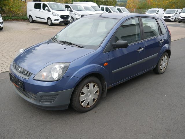 Car Ford Fiesta 1,3 51 kW Ambiente: picture 1