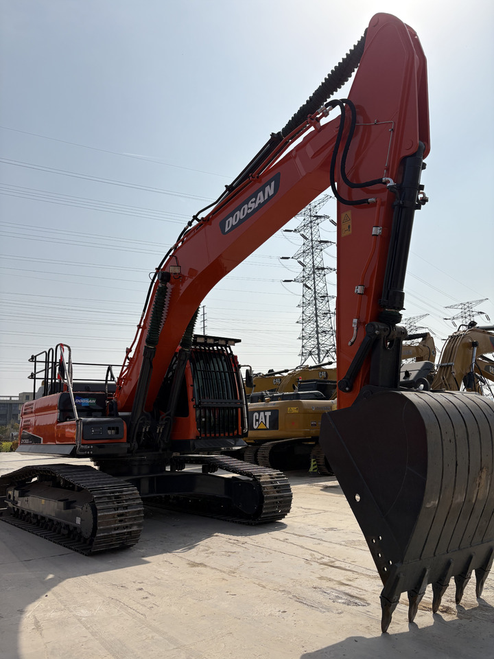 Crawler excavator DOOSAN Dx300cl low work hours original excavator: picture 6 Crawler excavator DOOSAN Dx300cl low work hours original excavator: picture 6