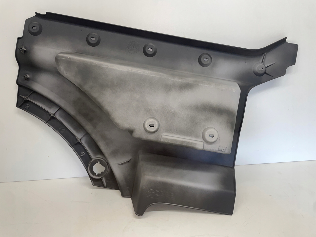 GÓRNA STOPNICA STOPIEŃ MAN TGX TGX3 TG3 81615200083 - Footstep for Truck: picture 4 GÓRNA STOPNICA STOPIEŃ MAN TGX TGX3 TG3 81615200083 - Footstep for Truck: picture 4