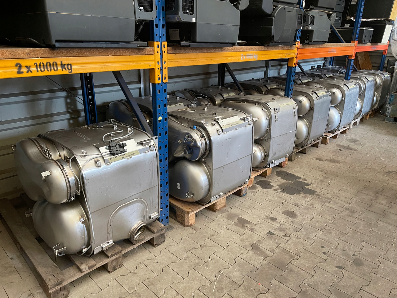 Exhaust pipe for Truck KATALIZATOR MAN TGX TGS EURO 6 DPF TŁUMIK WYDECH 81151036115: picture 6 Exhaust pipe for Truck KATALIZATOR MAN TGX TGS EURO 6 DPF TŁUMIK WYDECH 81151036115: picture 6