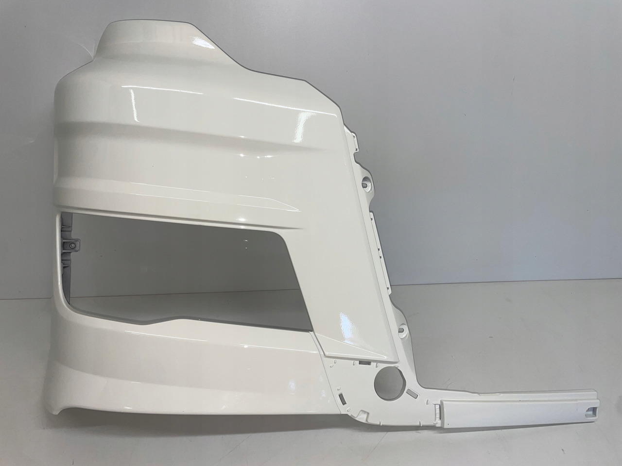 PRAWA OSŁONA ZDERZAKA ZDERZAK OKULAR MAN TGX3 TG3 TGX 3 81416142280 - Bumper for Truck: picture 1 PRAWA OSŁONA ZDERZAKA ZDERZAK OKULAR MAN TGX3 TG3 TGX 3 81416142280 - Bumper for Truck: picture 1