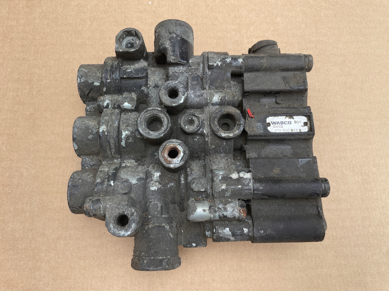 ZAWÓR PODUSZEK ECAS MAN TGA TGX TGS 4729000570 - Air suspension for Truck: picture 3 ZAWÓR PODUSZEK ECAS MAN TGA TGX TGS 4729000570 - Air suspension for Truck: picture 3