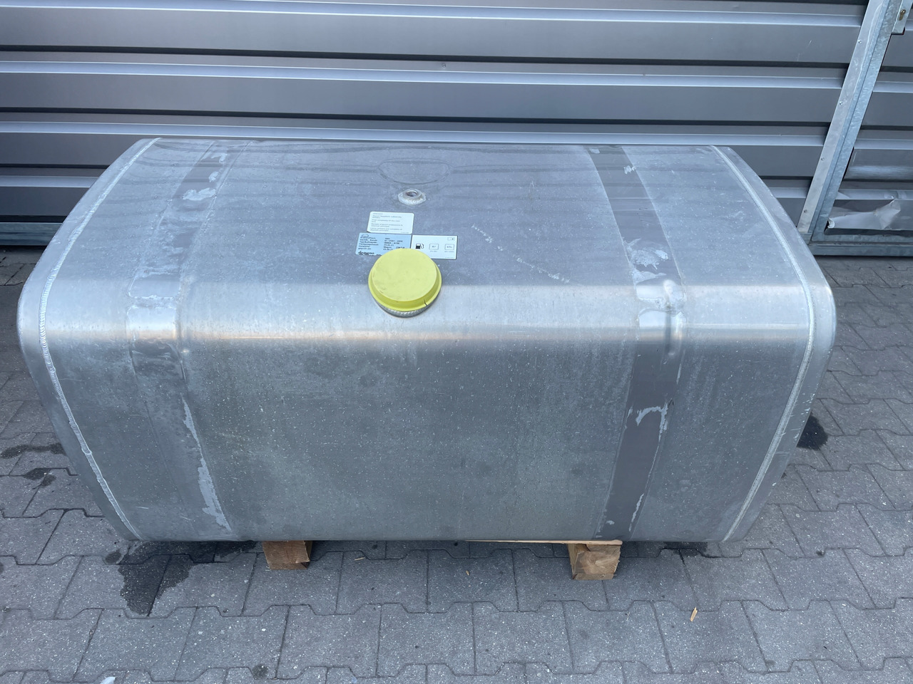 ZBIORNIK PALIWA MAN TGX TGS 580L 81122016936 - Fuel tank for Truck: picture 1 ZBIORNIK PALIWA MAN TGX TGS 580L 81122016936 - Fuel tank for Truck: picture 1