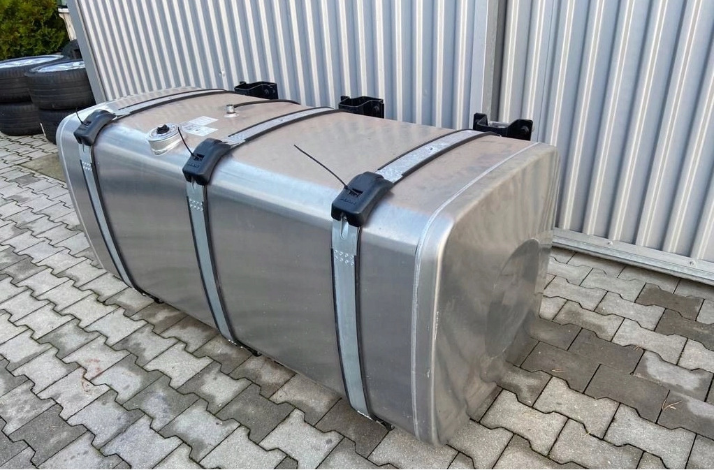 ZBIORNIK PALIWA MAN TGX TGS 710 L 81122016949 - Fuel tank for Truck: picture 2 ZBIORNIK PALIWA MAN TGX TGS 710 L 81122016949 - Fuel tank for Truck: picture 2