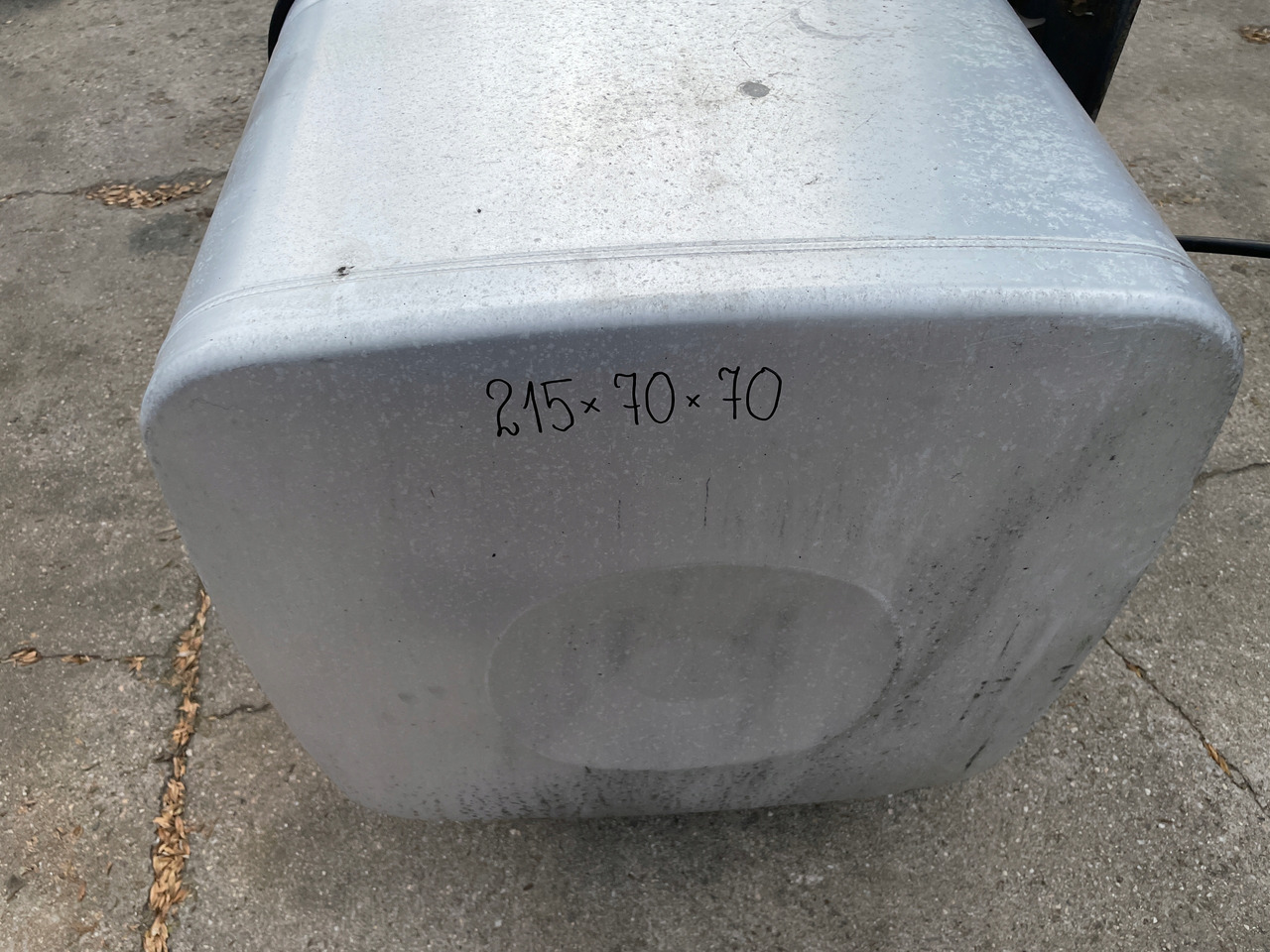 ZBIORNIK PALIWA MAN TGX TGS TGX3 TG3 910 L 81122016846 - Fuel tank for Truck: picture 4 ZBIORNIK PALIWA MAN TGX TGS TGX3 TG3 910 L 81122016846 - Fuel tank for Truck: picture 4