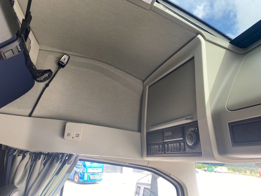 Container transporter/ Swap body truck Volvo FH 540: picture 10 Container transporter/ Swap body truck Volvo FH 540: picture 10