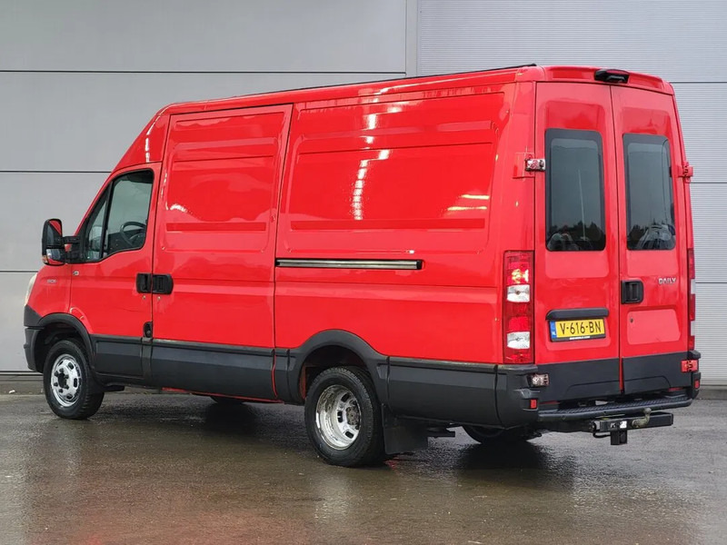 Iveco Daily 35C15 L3H2 Cruise Parkingsensors Towbar Euro5 2013 - Panel van, Combi van: picture 3 Iveco Daily 35C15 L3H2 Cruise Parkingsensors Towbar Euro5 2013 - Panel van, Combi van: picture 3