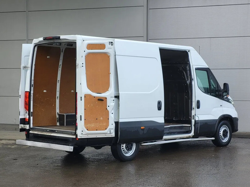 Iveco Daily 35S14 - Panel van, Combi van: picture 3 Iveco Daily 35S14 - Panel van, Combi van: picture 3
