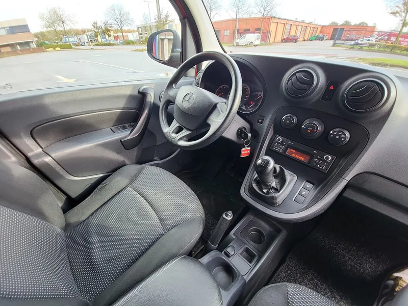 Small van Mercedes-Benz Citan 108 CDI: picture 17 Small van Mercedes-Benz Citan 108 CDI: picture 17