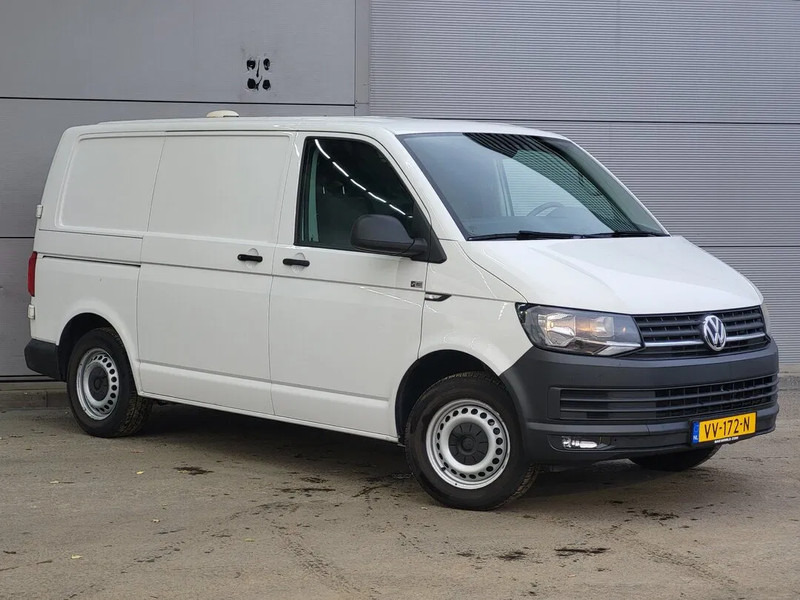 Volkswagen Transporter - Small van: picture 3 Volkswagen Transporter - Small van: picture 3