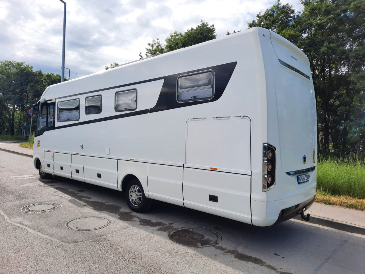 Niesmann + Bischoff Flair 920 LE, Goldschmitt, Mwst. ausweisbar,.. - Integrated motorhome: picture 2 Niesmann + Bischoff Flair 920 LE, Goldschmitt, Mwst. ausweisbar,.. - Integrated motorhome: picture 2