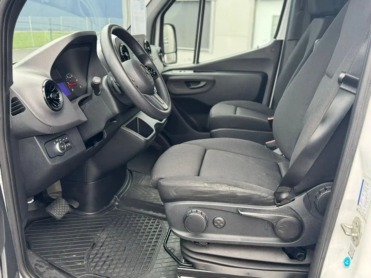 Panel van Mercedes-Benz Sprinter 317 CDI Lang Hoch Klima MBUX AHK 2,8t: picture 6