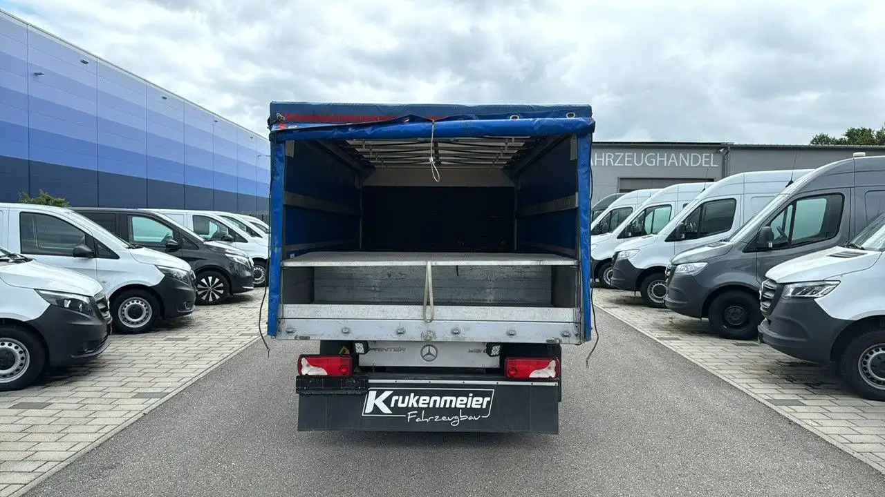 Mercedes-Benz Sprinter 519 CDI Pritsche+Plane 6x2 XXL - Curtain side van: picture 3 Mercedes-Benz Sprinter 519 CDI Pritsche+Plane 6x2 XXL - Curtain side van: picture 3