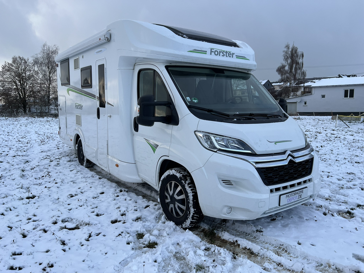 FORSTER T 699 EB Hubbett - Markise - Fahrradtr. - Semi-integrated motorhome: picture 1 FORSTER T 699 EB Hubbett - Markise - Fahrradtr. - Semi-integrated motorhome: picture 1