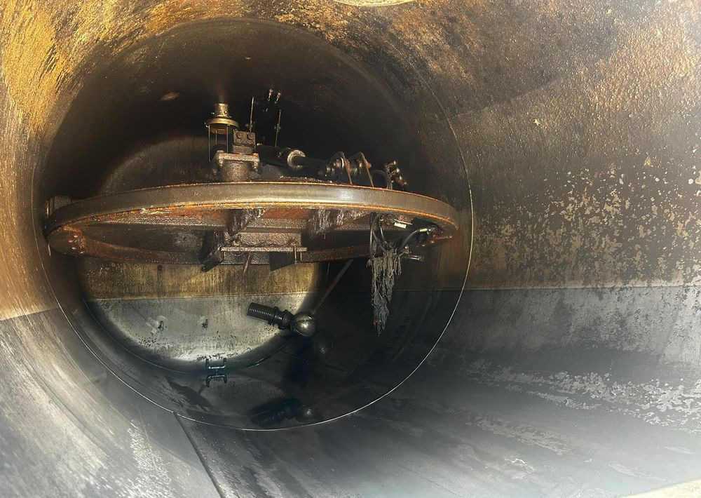 Leasing of Mercedes-Benz ACTROS 3243 KAISER AQUASTER WUKO Mercedes-Benz ACTROS 3243 KAISER AQUASTER WUKO: picture 10 Leasing of Mercedes-Benz ACTROS 3243 KAISER AQUASTER WUKO Mercedes-Benz ACTROS 3243 KAISER AQUASTER WUKO: picture 10