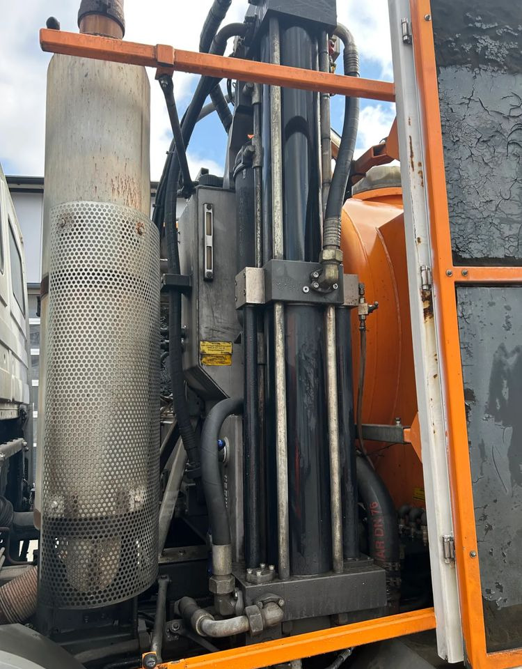 Leasing of Mercedes-Benz ACTROS 3243 KAISER AQUASTER WUKO Mercedes-Benz ACTROS 3243 KAISER AQUASTER WUKO: picture 7 Leasing of Mercedes-Benz ACTROS 3243 KAISER AQUASTER WUKO Mercedes-Benz ACTROS 3243 KAISER AQUASTER WUKO: picture 7