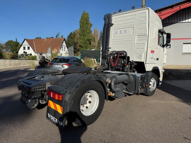 VOLVO FH 500 - HYDRAULIQUE / PULVERULENT - Tractor unit: picture 5 VOLVO FH 500 - HYDRAULIQUE / PULVERULENT - Tractor unit: picture 5
