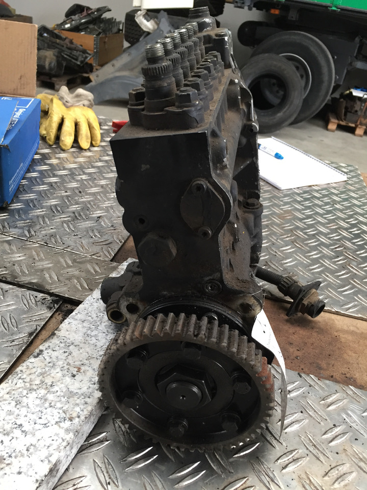 Gebrauchte Einspritzpumpe MAN TGA D 2866, LF31, 6 Zylinder - Fuel pump for Truck: picture 5 Gebrauchte Einspritzpumpe MAN TGA D 2866, LF31, 6 Zylinder - Fuel pump for Truck: picture 5