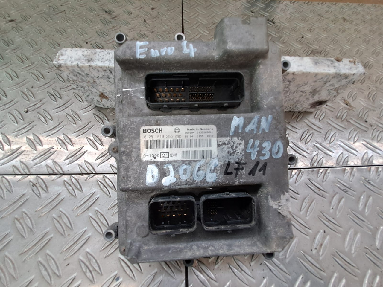 MAN TGA 19.430 / D 2066 LF 11 - ECU for Truck: picture 1 MAN TGA 19.430 / D 2066 LF 11 - ECU for Truck: picture 1