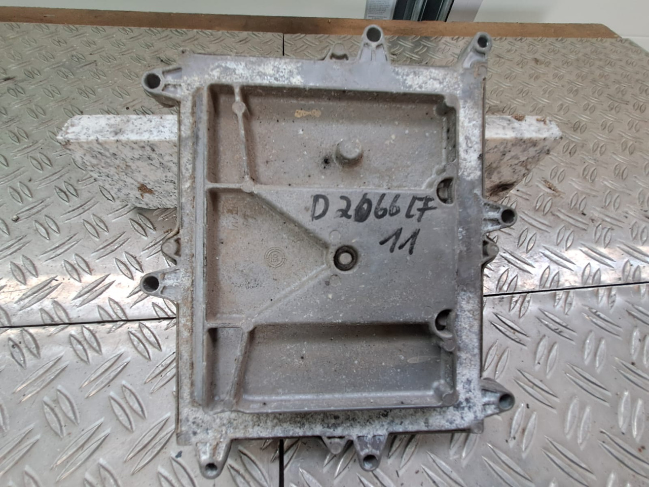 MAN TGA 19.430 / D 2066 LF 11 - ECU for Truck: picture 3 MAN TGA 19.430 / D 2066 LF 11 - ECU for Truck: picture 3