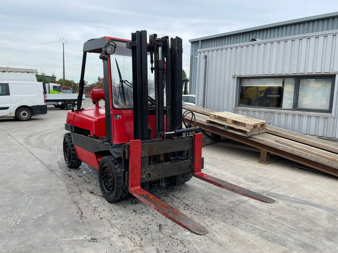 Linde 4 tone - Diesel forklift: picture 3 Linde 4 tone - Diesel forklift: picture 3