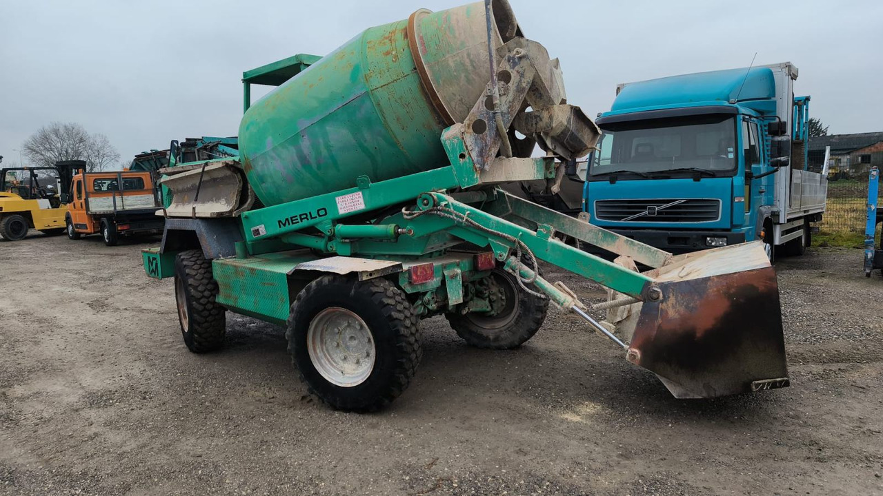 MERLO, 1995 god. - Concrete mixer truck: picture 2 MERLO, 1995 god. - Concrete mixer truck: picture 2