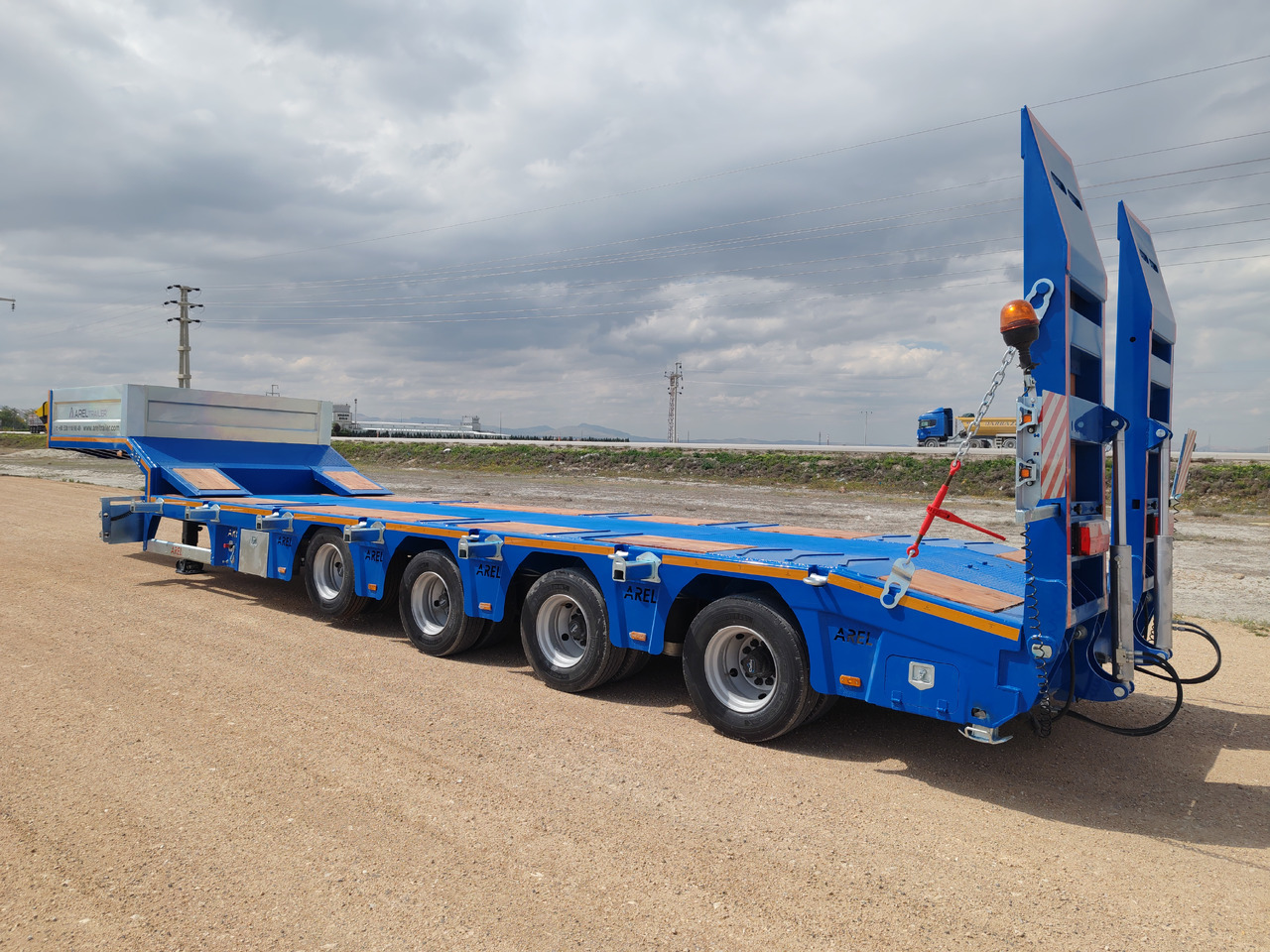 AREL TRAILER 4 AXLE LOW LOADER TRAILER - Low loader semi-trailer: picture 3 AREL TRAILER 4 AXLE LOW LOADER TRAILER - Low loader semi-trailer: picture 3