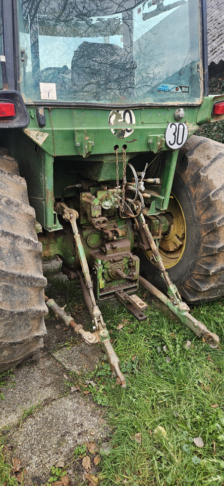 JOHN DEERE 4430 - Farm tractor: picture 2 JOHN DEERE 4430 - Farm tractor: picture 2
