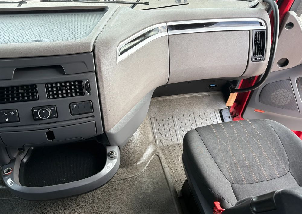 Tractor unit DAF XF 480 FT: picture 18