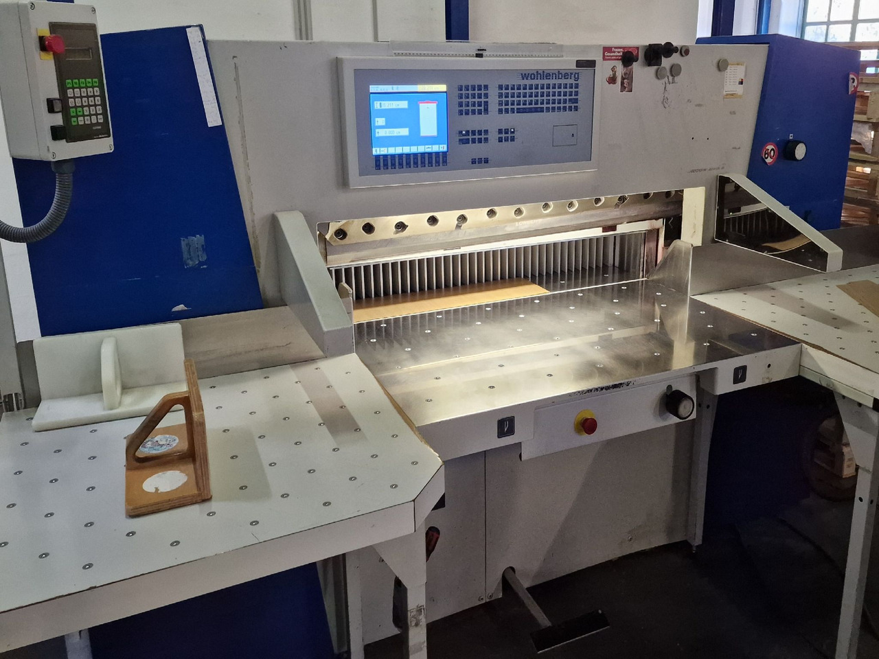 Wohlenberg 115 - Paper cutting machine: picture 1 Wohlenberg 115 - Paper cutting machine: picture 1