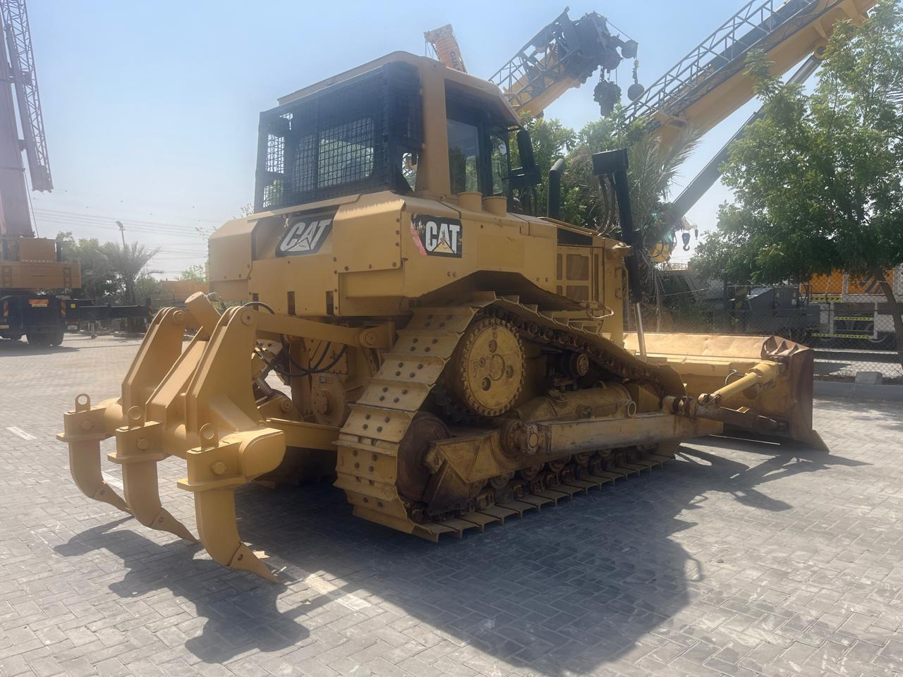 CATERPILLAR D6Rxl - Bulldozer: picture 1 CATERPILLAR D6Rxl - Bulldozer: picture 1