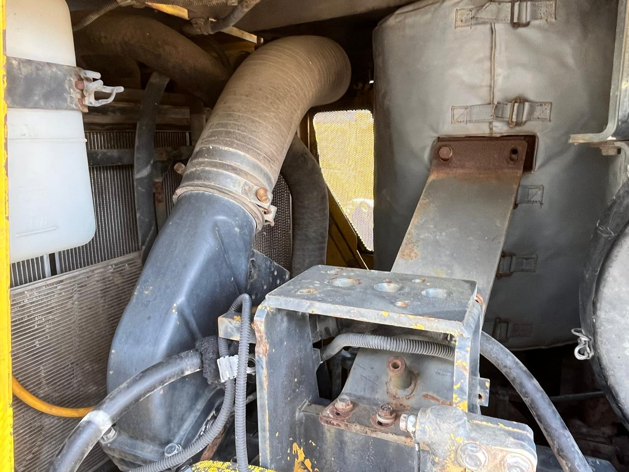 KOMATSU D155-A-6 - Bulldozer: picture 2 KOMATSU D155-A-6 - Bulldozer: picture 2