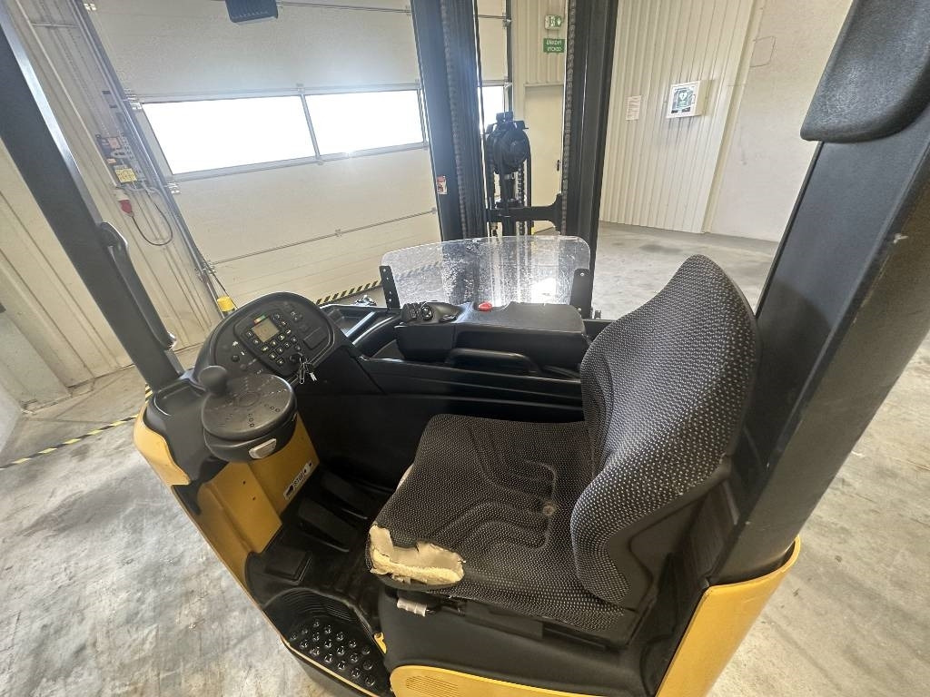 Yale mr14 - Reach truck: picture 5 Yale mr14 - Reach truck: picture 5