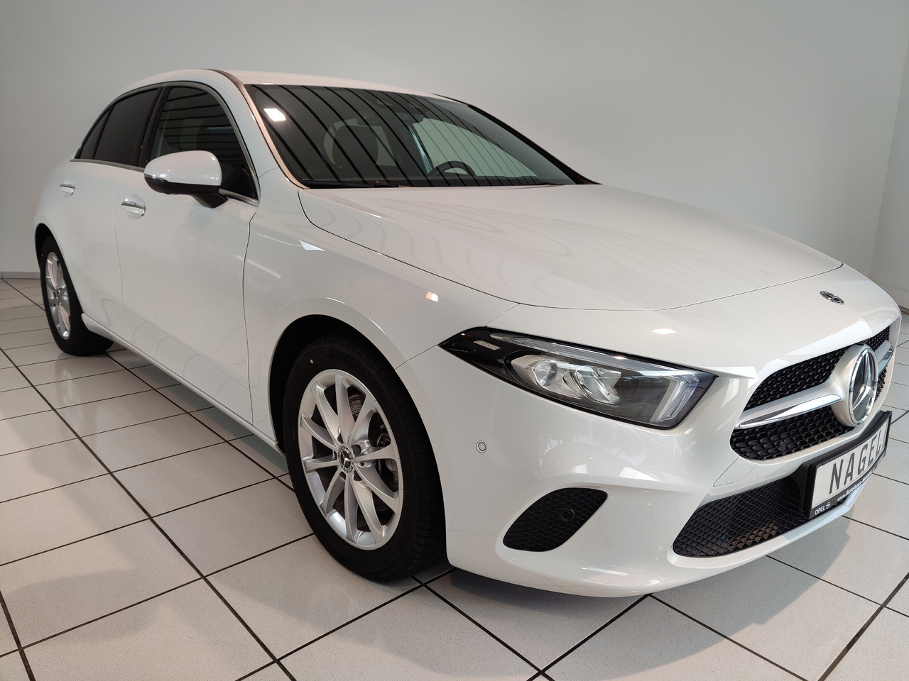 Mercedes-Benz A 220 7G-DCT Progressive Navi LED DAB Sondsystem - Station wagon: picture 2 Mercedes-Benz A 220 7G-DCT Progressive Navi LED DAB Sondsystem - Station wagon: picture 2