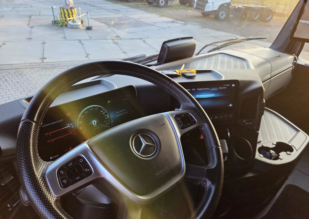 Mercedes-Benz Actros 1845/ Retarder olejowy/Klima Postojowa / Aktywny tempomat ACC/ - Tractor unit: picture 5 Mercedes-Benz Actros 1845/ Retarder olejowy/Klima Postojowa / Aktywny tempomat ACC/ - Tractor unit: picture 5