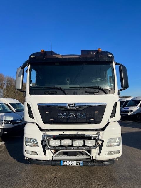 MAN TGX 33.640 6x4 BLS 6x4 - Tractor unit: picture 4 MAN TGX 33.640 6x4 BLS 6x4 - Tractor unit: picture 4