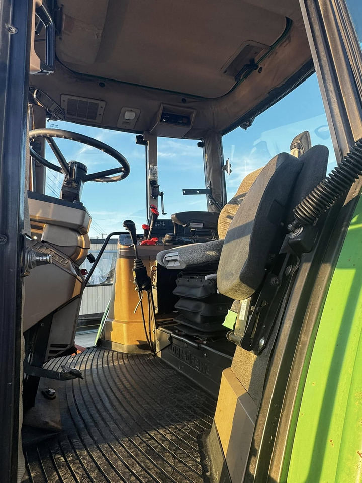 Farm tractor John Deere 6800: picture 15 Farm tractor John Deere 6800: picture 15