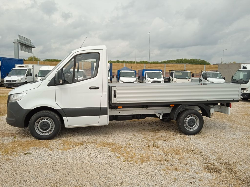 Mercedes-Benz 317 CDI RWD L2 Pritche 3665mm SOFORT Mercedes-Benz 317 CDI RWD L2 Pritche 3665mm SOFORT - Flatbed van: picture 1 Mercedes-Benz 317 CDI RWD L2 Pritche 3665mm SOFORT Mercedes-Benz 317 CDI RWD L2 Pritche 3665mm SOFORT - Flatbed van: picture 1