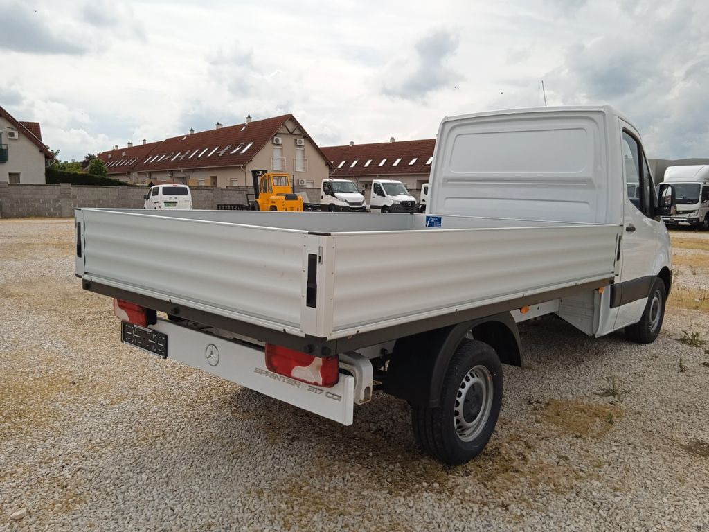 Mercedes-Benz 317 CDI RWD L2 Pritche 3665mm SOFORT Mercedes-Benz 317 CDI RWD L2 Pritche 3665mm SOFORT - Flatbed van: picture 3 Mercedes-Benz 317 CDI RWD L2 Pritche 3665mm SOFORT Mercedes-Benz 317 CDI RWD L2 Pritche 3665mm SOFORT - Flatbed van: picture 3