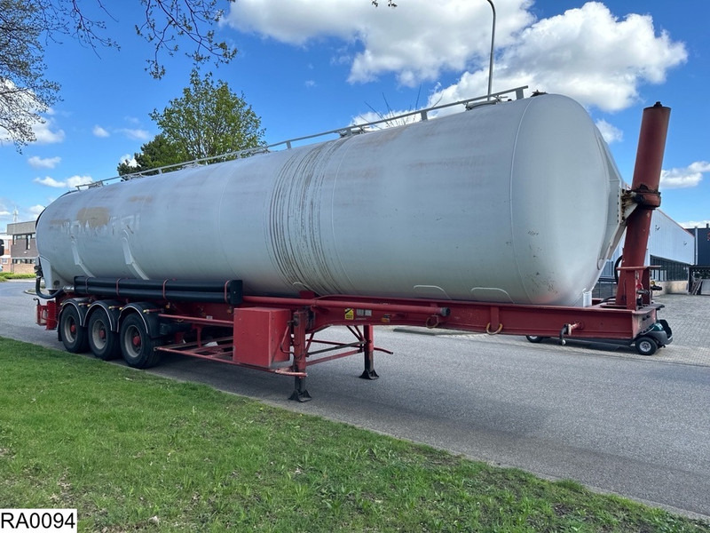 Benalu Silo 62000 liter, Silo, Bulk - Tank semi-trailer: picture 3 Benalu Silo 62000 liter, Silo, Bulk - Tank semi-trailer: picture 3