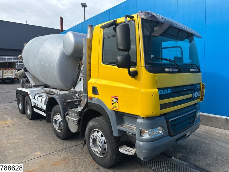 DAF CF 410 8x4, EURO 5, 10M3, Leaf spring suspension - Concrete mixer truck: picture 3 DAF CF 410 8x4, EURO 5, 10M3, Leaf spring suspension - Concrete mixer truck: picture 3