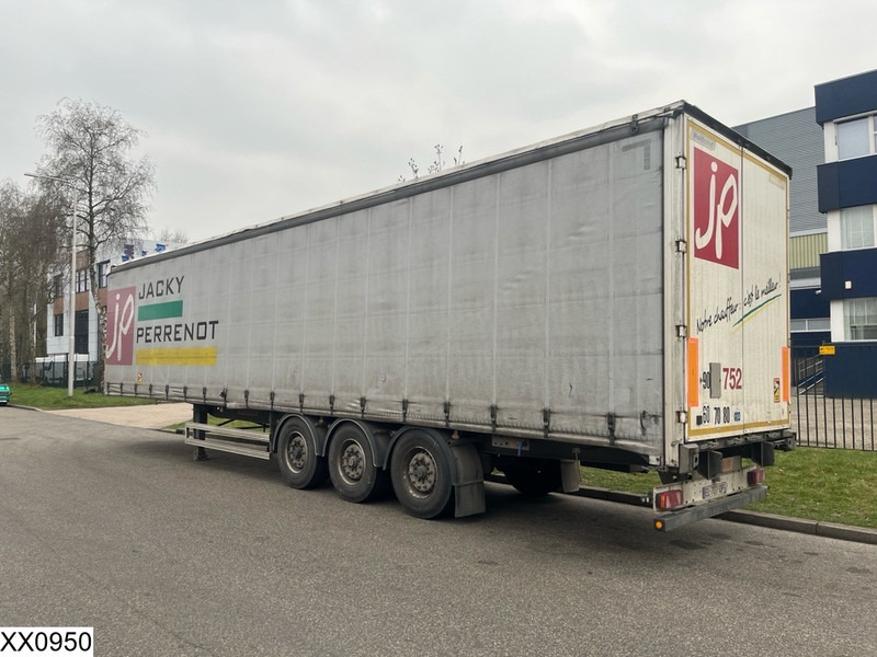Fruehauf Tautliner - Curtainsider semi-trailer: picture 5 Fruehauf Tautliner - Curtainsider semi-trailer: picture 5