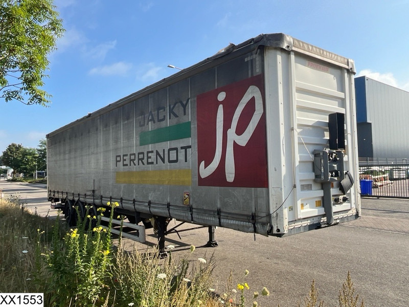 Fruehauf Tautliner - Curtainsider semi-trailer: picture 4 Fruehauf Tautliner - Curtainsider semi-trailer: picture 4