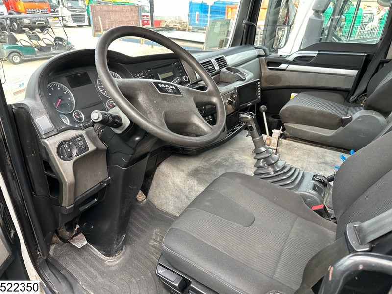 MAN TGS 32 360 8x4, EURO 4, SCHWING, 9m3, Manual - Concrete mixer truck: picture 5 MAN TGS 32 360 8x4, EURO 4, SCHWING, 9m3, Manual - Concrete mixer truck: picture 5