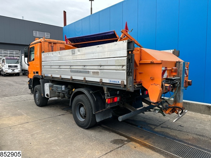 Mercedes-Benz Actros 1832 4X4, Grit spreader, Snow plough, Tipper - Tipper: picture 2 Mercedes-Benz Actros 1832 4X4, Grit spreader, Snow plough, Tipper - Tipper: picture 2