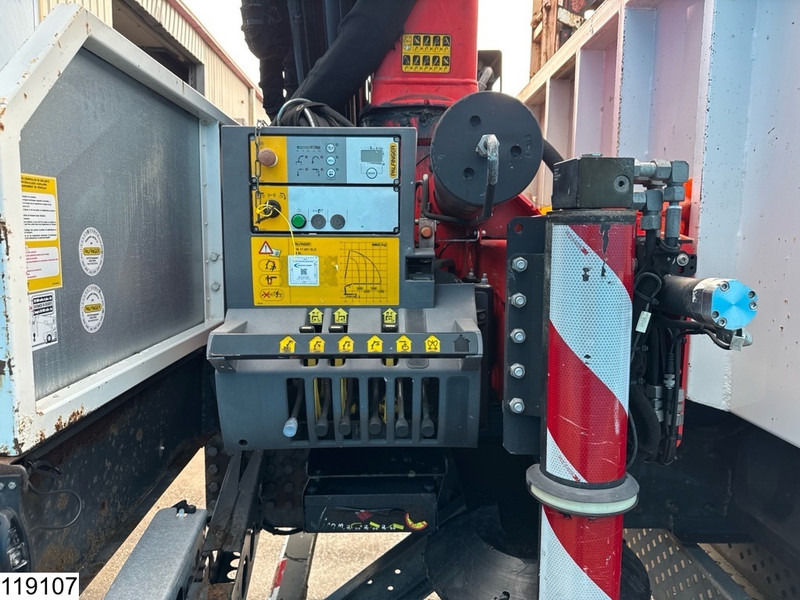 Dropside/ Flatbed truck, Crane truck Mercedes-Benz Arocs 2636 6x4, EURO 6, Palfinger, Leaf suspension: picture 11 Dropside/ Flatbed truck, Crane truck Mercedes-Benz Arocs 2636 6x4, EURO 6, Palfinger, Leaf suspension: picture 11